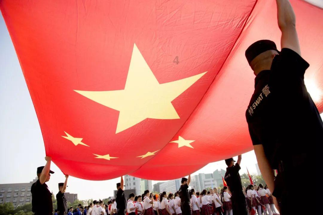 皮肤粗糙，毛孔粗大怎么办啊？游戏画面
